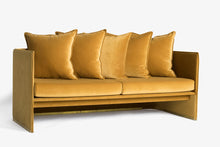 Lustro Sofa