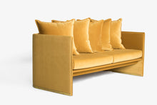 Lustro Sofa