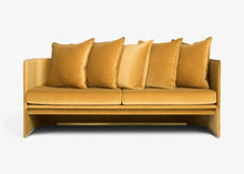 Lustro Sofa