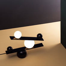 Balance Lamp