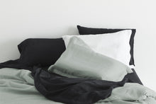 Linen Quilt Set