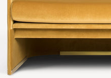 Lustro Sofa