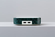 Woodie Wireless Charger Guatemala Marble
