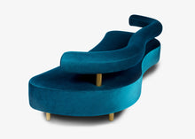 Kiss Sofa