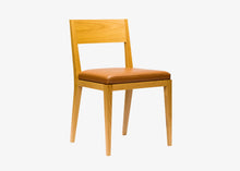 M - CHAIR
