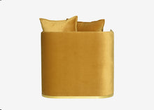 Lustro Armchair
